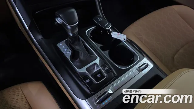 Kia Canival Carnival 4 поколение Дизель 9 мест Prestige — Фото автомобиля 9