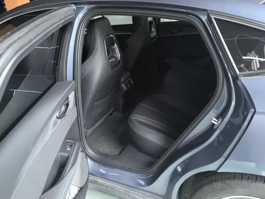 BYD Seal 06 New Energy 2025 DM-i Smart Drive Edition 120KM Luxury — Фото автомобиля 11