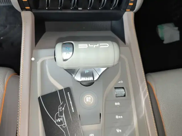 BYD Yuan PLUS — Фото автомобиля 13