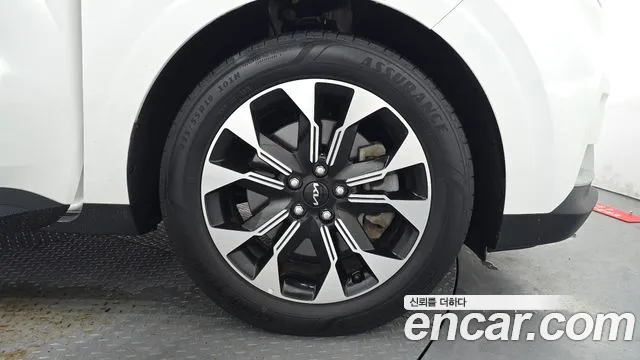 Kia Canival Carnival 4 поколение Дизель 9 мест Prestige — Фото автомобиля 21
