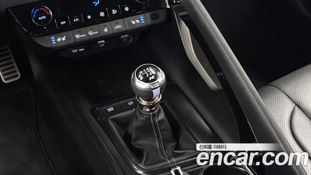Hyundai Avante CN7 — Фото автомобиля 9