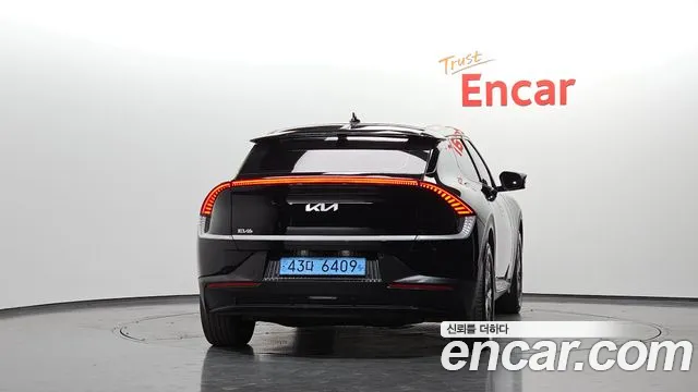 Kia EV6 — Фото автомобиля 4