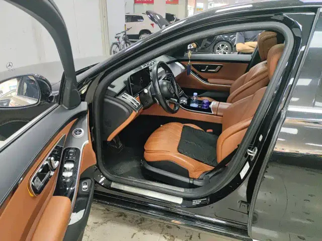 Mercedes-Benz S-Class — Фото автомобиля 7