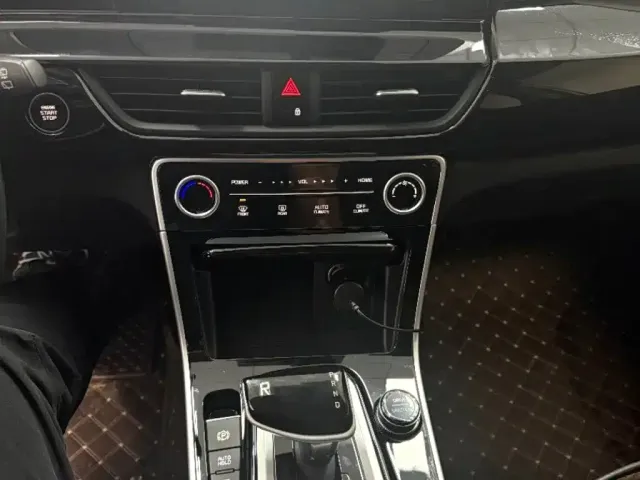 Kia Seltos — Фото автомобиля 16