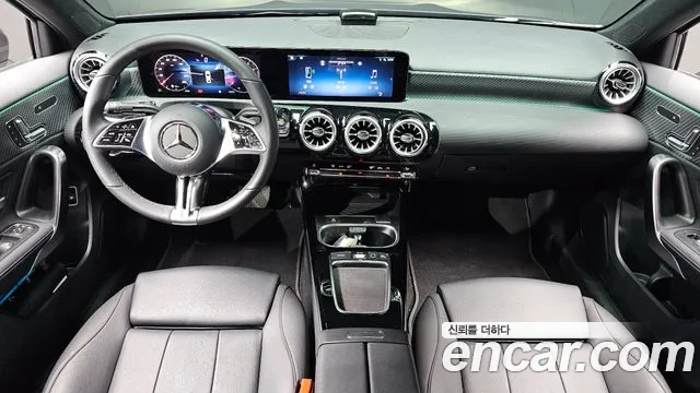 Mercedes-Benz A-Class W177 — Фото автомобиля 7