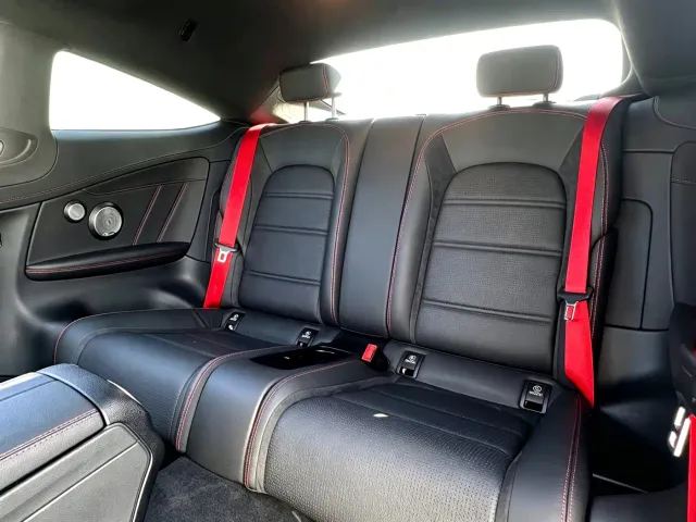 Mercedes-Benz C-Class — Фото автомобиля 9