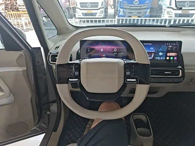 Baojun KiWi EV — Фото автомобиля 10