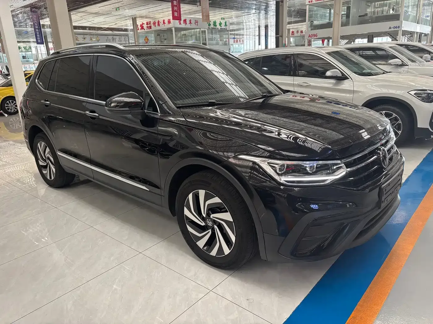Volkswagen Tiguan L 2024 300TSI Auto 2WD Smart Edition — Фото автомобиля 3