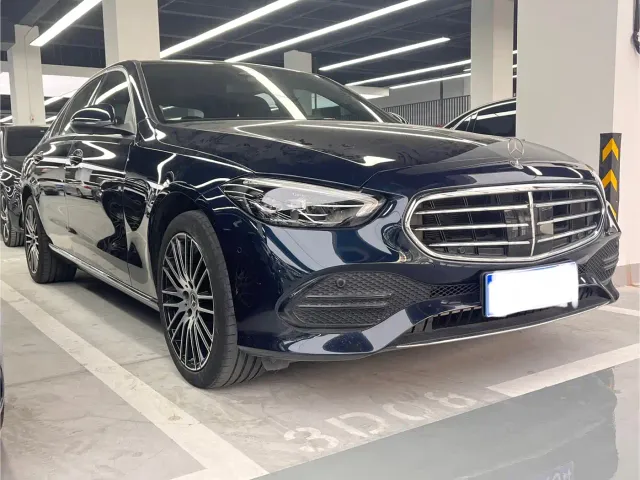 Mercedes-Benz C-Class — Фото автомобиля 3