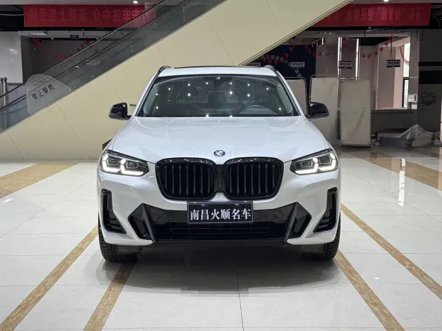 BMW X3 — Фото автомобиля 2