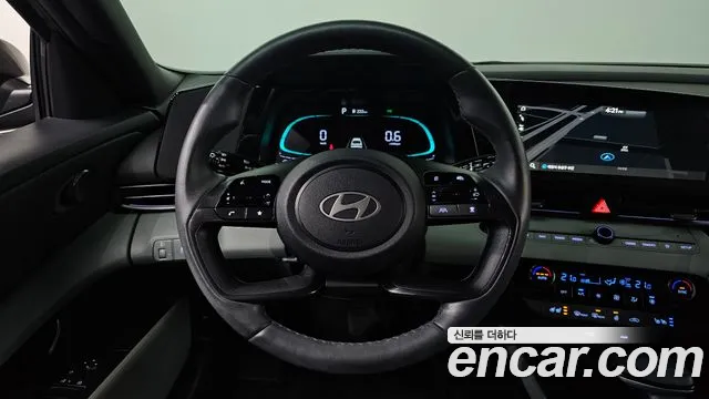 Hyundai Avante CN7 — Фото автомобиля 13