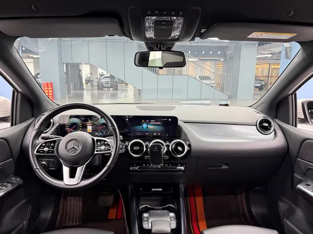 Mercedes-Benz B-Class — Фото автомобиля 20