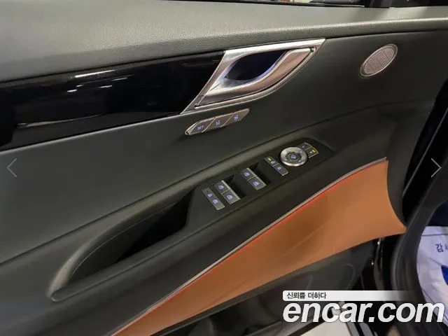 Genesis GV80 Coupe — Фото автомобиля 13