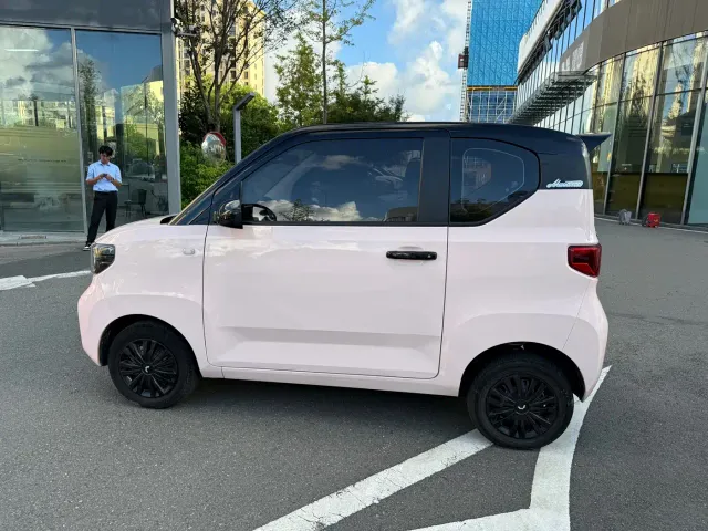 Wuling Motors Hongguang MINIEV 2022 Macaron Color Edition (LFP) — Фото автомобиля 3