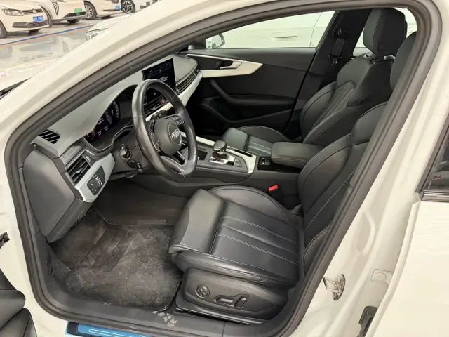 Audi A4L — Фото автомобиля 4