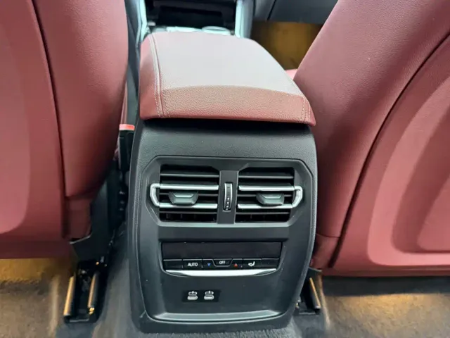 BMW 3 Series — Фото автомобиля 13