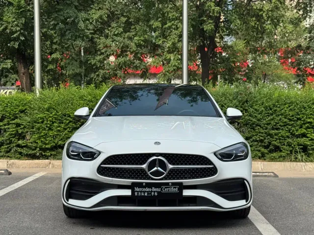 Mercedes-Benz C-Class — Фото автомобиля 2