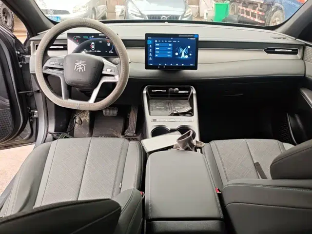 BYD Qin PLUS — Фото автомобиля 9