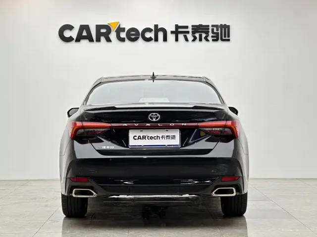 Toyota Avalon — Фото автомобиля 4