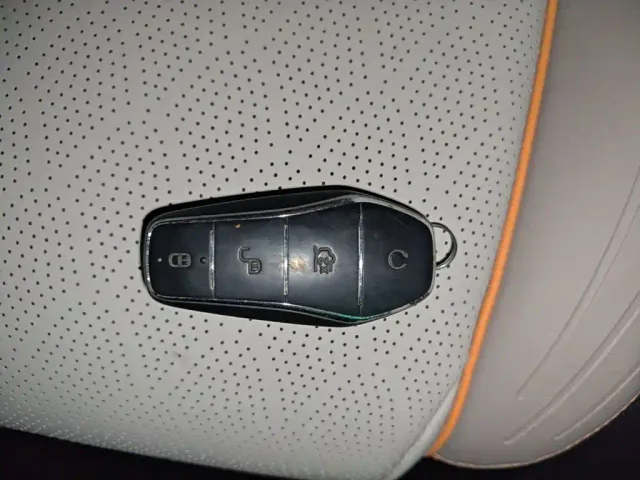 BYD Yuan PLUS — Фото автомобиля 8