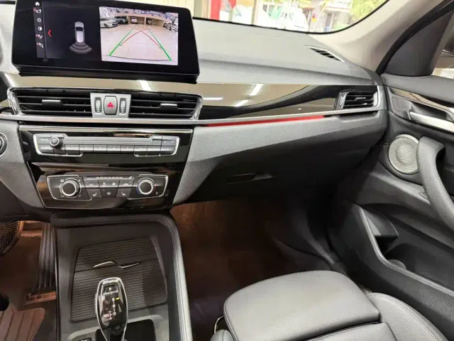 BMW X1 — Фото автомобиля 12