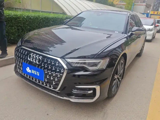 Фотография автомобиля — Audi A6L
