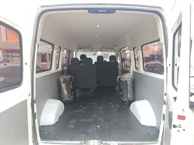 Maxus Xintu V80 — Фото автомобиля 18