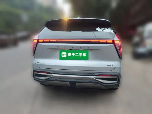 Geely Boyue L — Фото автомобиля 5