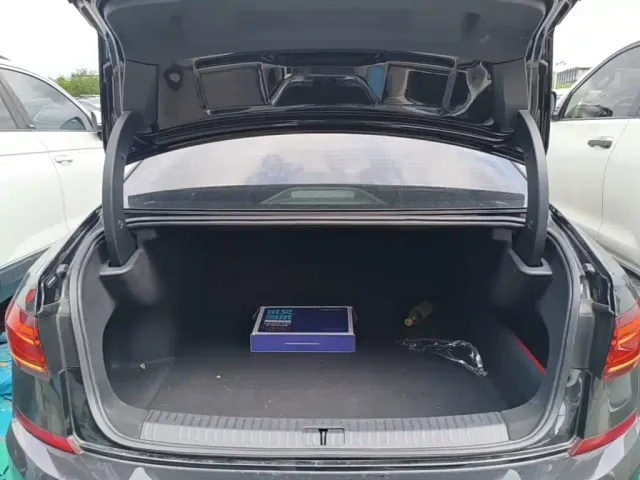 Volkswagen Passat — Фото автомобиля 18