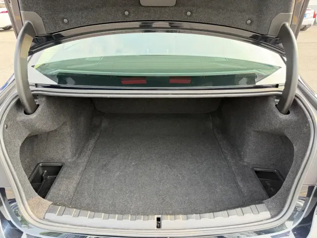 BMW 3 Series — Фото автомобиля 19