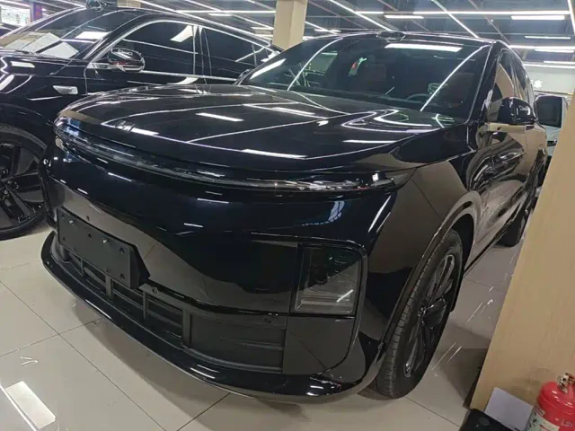 Фотография автомобиля — Li Auto L6