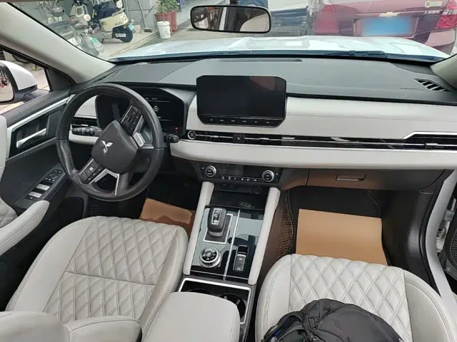 Mitsubishi Outlander — Фото автомобиля 9