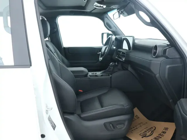Toyota Prado — Фото автомобиля 9