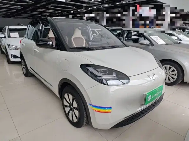 Wuling Bingo — Фото автомобиля 3