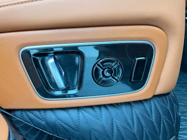 Li Auto L7 — Фото автомобиля 21