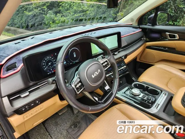 Kia Carnival Generation 4 — Фото автомобиля 11