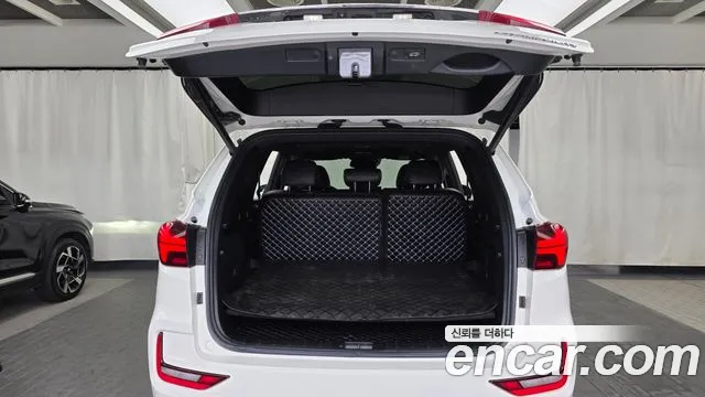 KG_Mobility_Ssangyong Rexton Rexton Arena Дизель 2.2 4WD — Фото автомобиля 8
