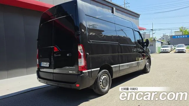 Renault Korea Master — Фото автомобиля 2