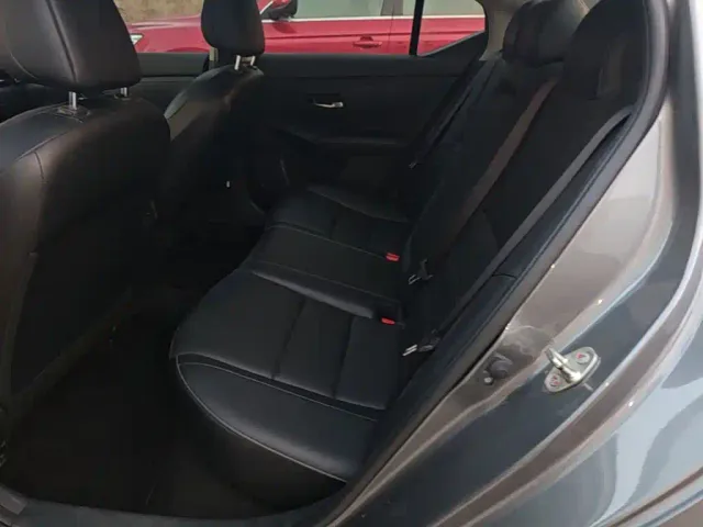 Nissan Sylphy — Фото автомобиля 16