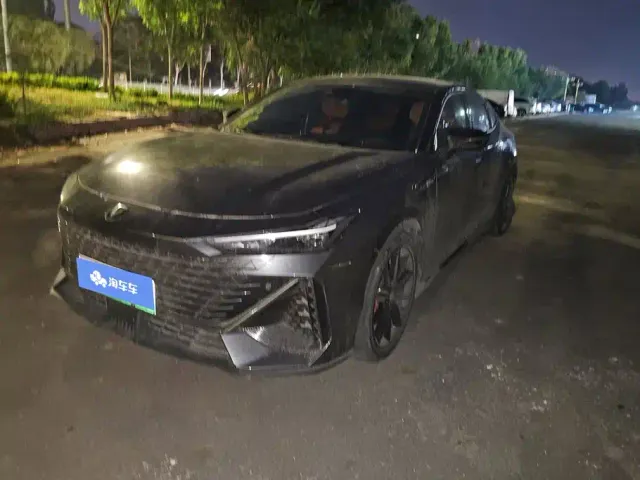 Фотография автомобиля — Changan UNI-V