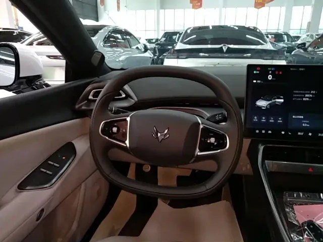 Arcfox Alpha S5 — Фото автомобиля 10