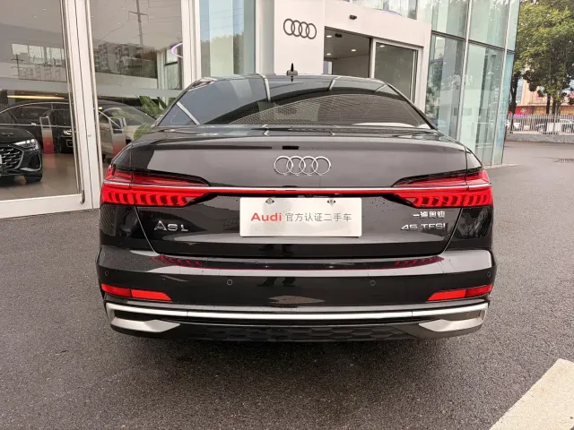 Audi A6L — Фото автомобиля 5