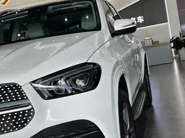 Mercedes-Benz GLE-Class — Фото автомобиля 4