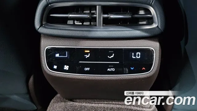 Genesis G80 Бензин 2.5 турбо AWD — Фото автомобиля 21