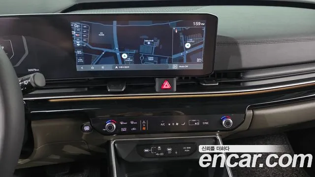 Kia Carnival 4th Gen — Фото автомобиля 19