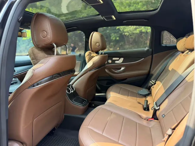 Mercedes-Benz E-Class — Фото автомобиля 10