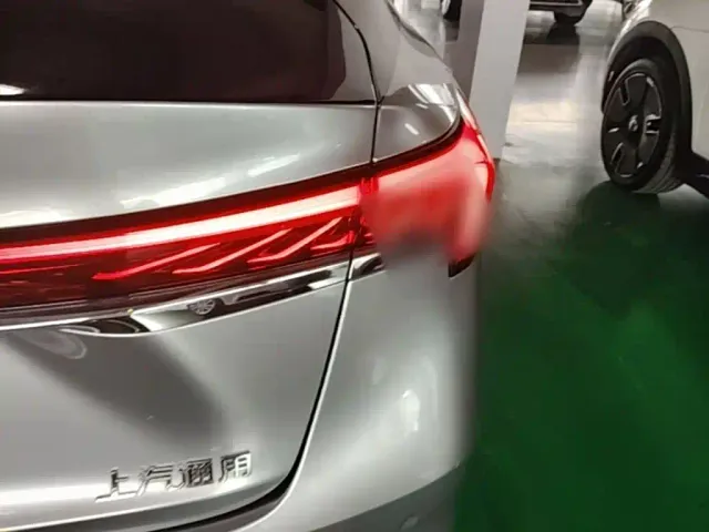 Buick LaCrosse — Фото автомобиля 23
