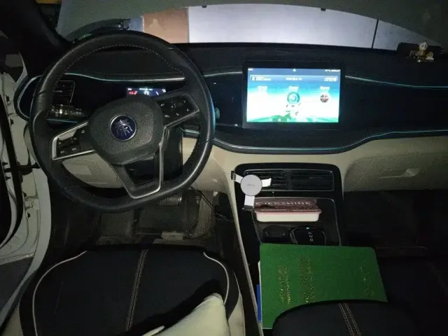 BYD Qin PLUS 2021 DM-i 55KM Flagship — Фото автомобиля 10
