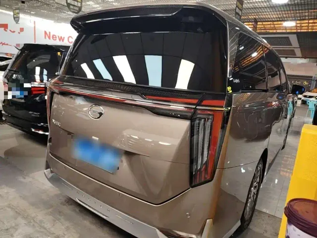 GAC Trumpchi M8 — Фото автомобиля 6