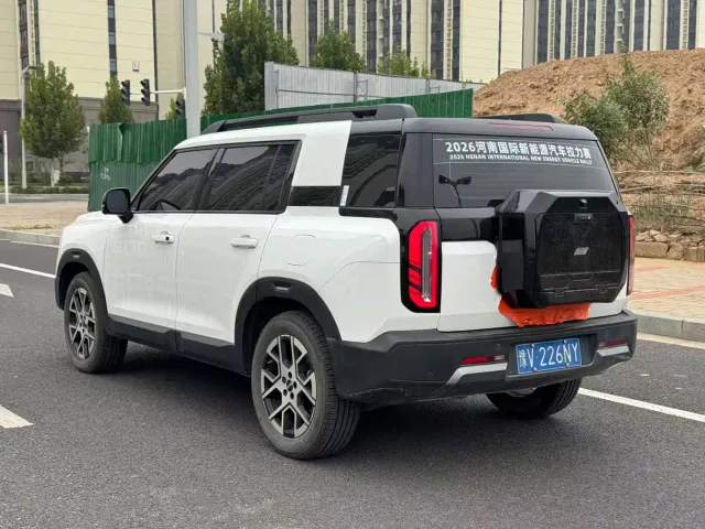 BAIC BJ30 — Фото автомобиля 12